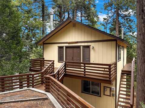560 Rose Lane, Twin Peaks, CA 92391