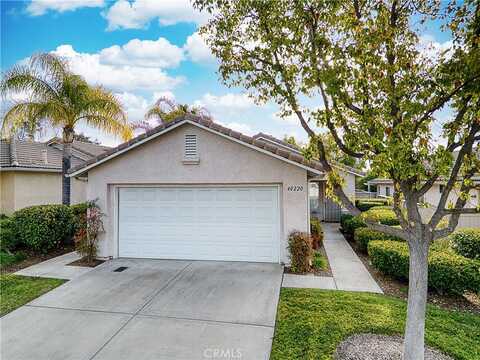 40220 Via Aguadulce, Murrieta, CA 92562