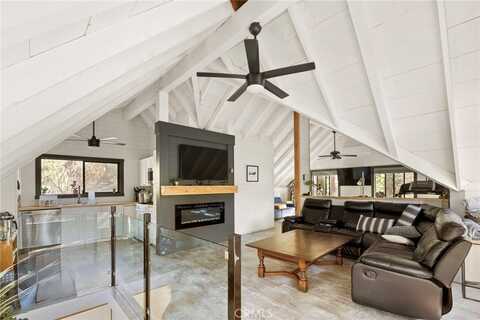 42998 Monterey Street, Big Bear Lake, CA 92315