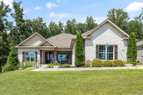 10 SE Natures Loop Road SE, Huntsville, AL 35803