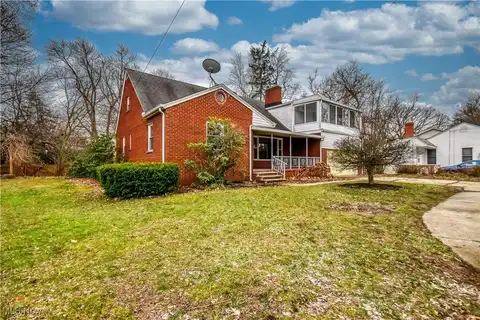 7074 Lake Shore Boulevard, Mentor, OH 44060