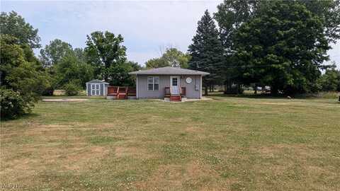211 Orchard Lane, Kelleys Island, OH 43438