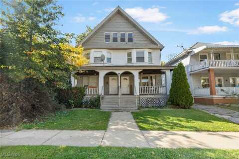 1346 Thoreau Road, Lakewood, OH 44107