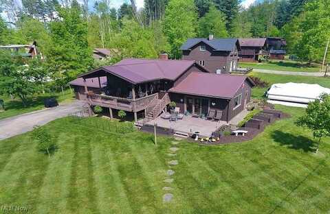 1208 Berwyn Drive SW, Sherrodsville, OH 44675