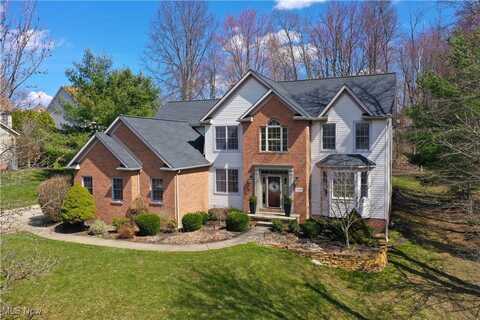 763 Kensington Way, Copley, OH 44321