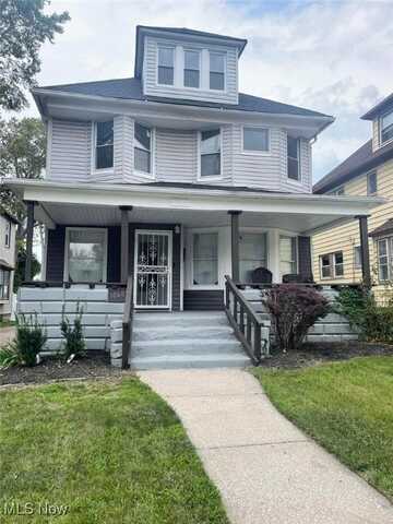 10605 Ashbury Avenue, Cleveland, OH 44106