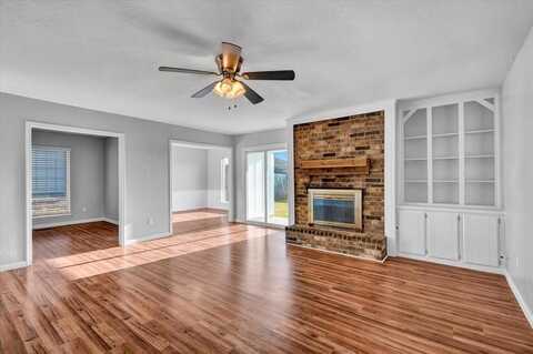612 Cactus Court, Yukon, OK 73099
