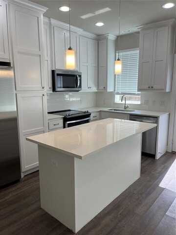 2112 Shea Road, Dallas, TX 75235