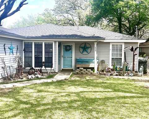 3020 Delaware Trail, Lake Worth, TX 76135