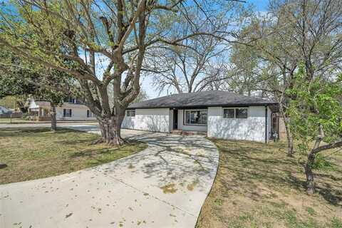 600 N Mill Street, Bowie, TX 76230