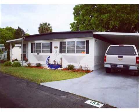 1208 Lee Street, Leesburg, FL 34748