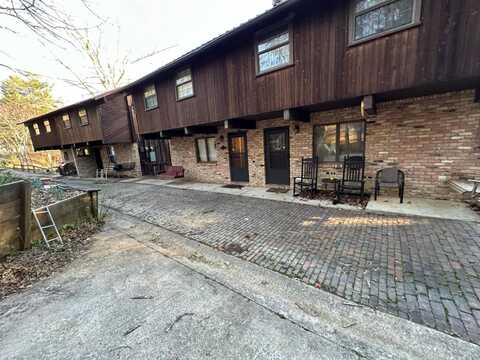 768 Olympus Drive, Albany, KY 42602