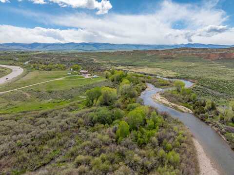 8471 State Hwy 789, Lander, WY 82520