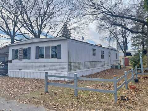2128 S Riverside Drive, Iowa City, IA 52246