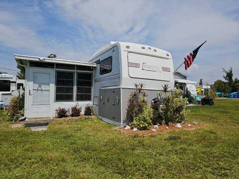 15175 Stringfellow Rd, Bokeelia, FL 33922