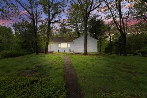 115 Knob Road, Mount Pocono, PA 18344