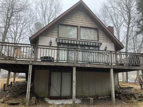 121 Azalea Drive, Albrightsville, PA 18210