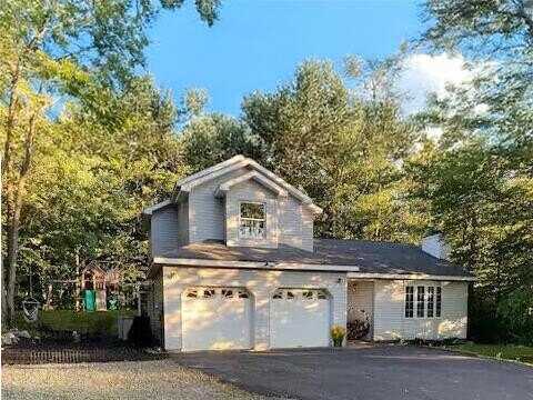 106 Black Bear Lane, Tobyhanna, PA 18466