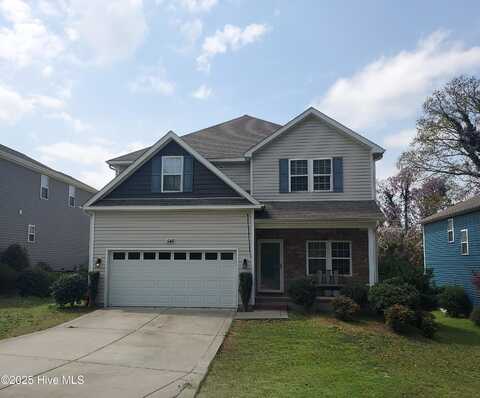 546 W New Hampshire Avenue, Southern Pines, NC 28387