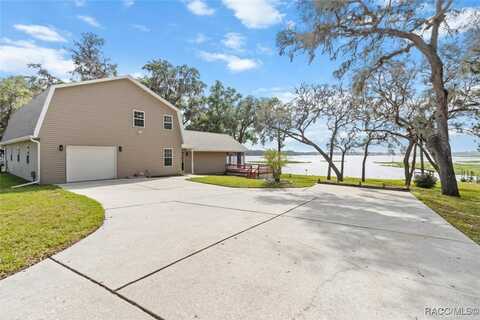 6443 W Riverbend Road, Dunnellon, FL 34433