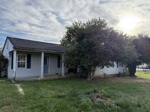 102 Love Drive, Harriman, TN 37748