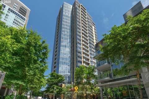 3570 S RIVER PKWY, Portland, OR 97239