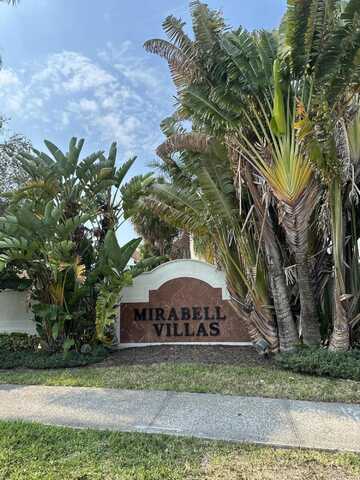 805 Villa Circle, Boynton Beach, FL 33435