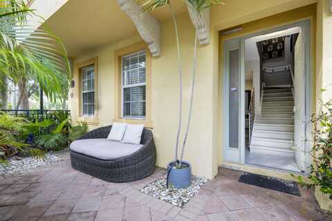 2625 Ravella Lane, Palm Beach Gardens, FL 33410