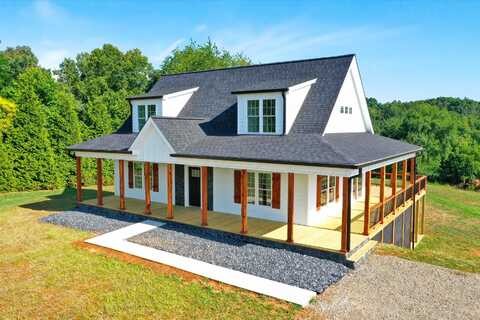 426 Creighton DR, Rocky Mount, VA 24151