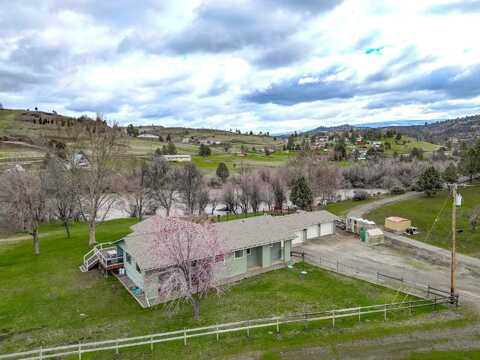 14253 Dennis Place, Hornbrook, CA 96044