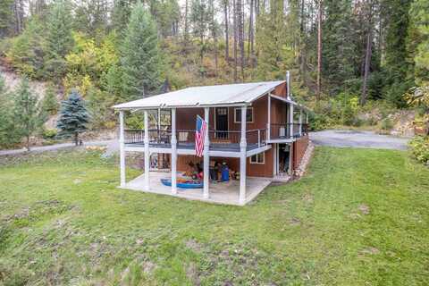 604 Deadman Creek Rd, Kettle Falls, WA 99141