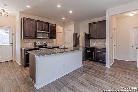 2733 BARKEY SPRING, San Antonio, TX 78245