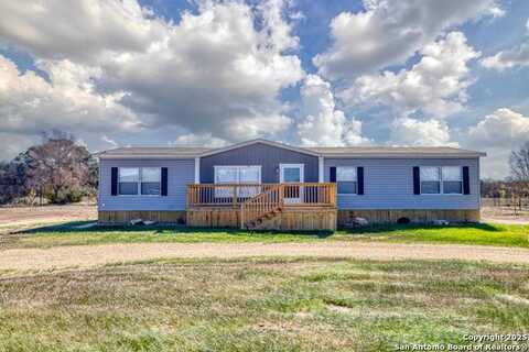 130 River Valley Rd, Rio Frio, TX 78879