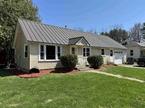 712 S Main Street, Westfield, WI 53964