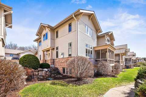 57 Wood Brook Way, Fitchburg, WI 53711