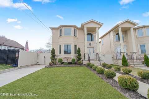 394 Clarke Avenue, Staten Island, NY 10306