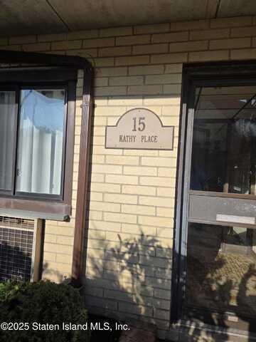 15 Kathy Place, Staten Island, NY 10314