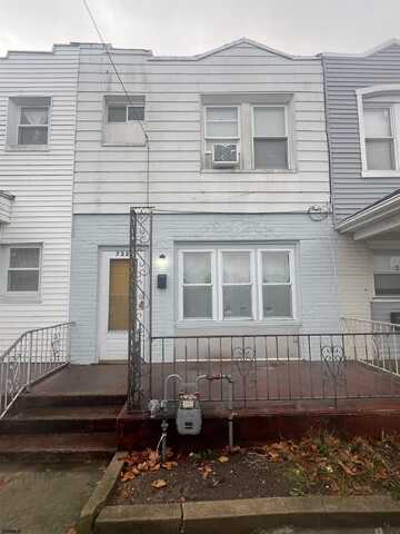 722 N Indiana Ave, Atlantic City, NJ 08401