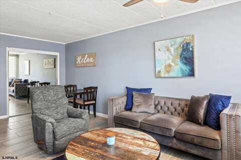 111 S Surrey Ave Ave, Ventnor City, NJ 08406