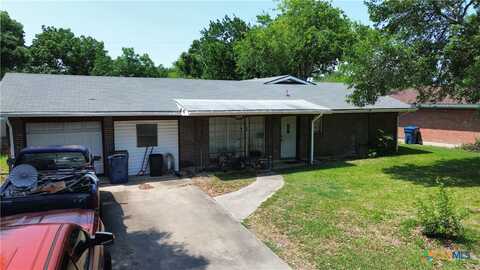 209 Candlelight Lane, Port Lavaca, TX 77979