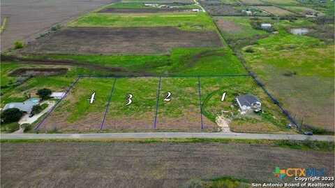 2425 Partnership Road, Seguin, TX 78155
