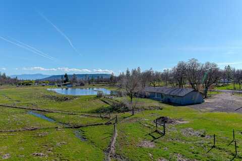 15882 Antioch Road, White City, OR 97503