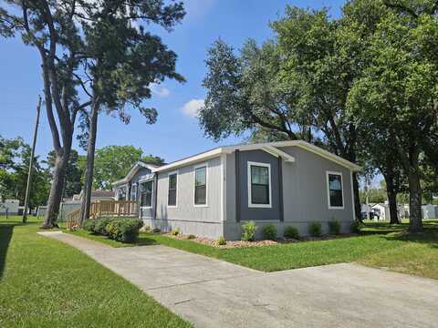 1118 North Plaza East Blvd., Houston, TX 77073