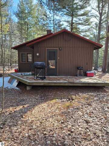 2503 Blackfoot Drive, East Tawas, MI 48730