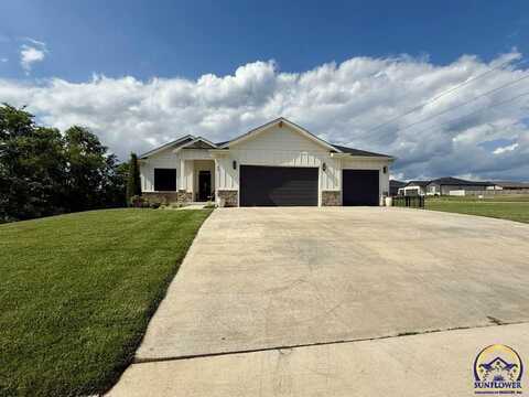 8100 SW 27th ST, Topeka, KS 66614