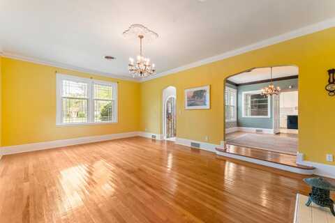 522 N 11TH Street, Quincy, FL 32351