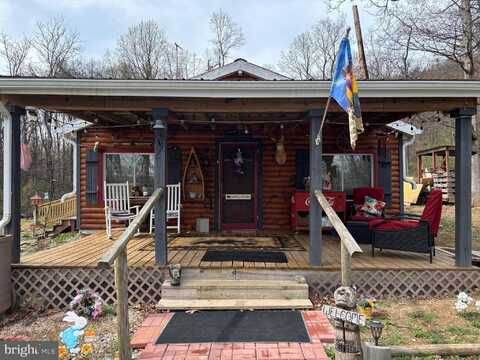 383 RAMS LANE, MARTINSBURG, WV 25403