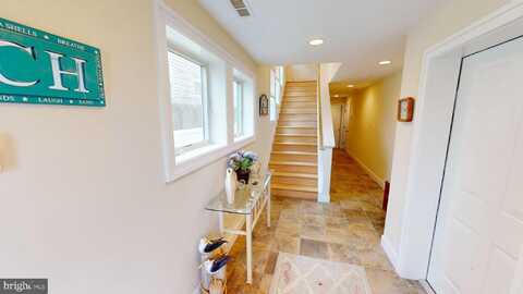 214 N DECATUR AVENUE, MARGATE CITY, NJ 08402