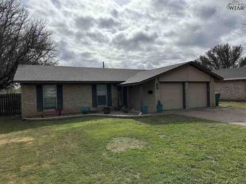 727 GAYLE STREET, Burkburnett, TX 76354