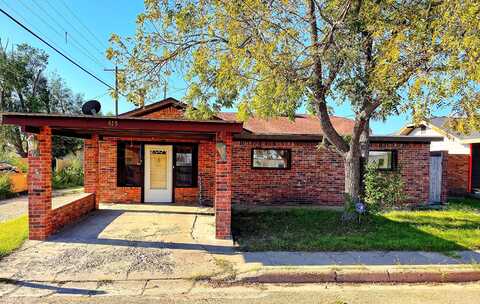 415 SW 5th Avenue, Perryton, TX 79070